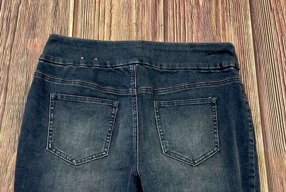 Chicos Perfect Stretch Pull On Boot Cut Jeans Sz 1 Short (US 8) Stretch